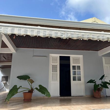 Villa A Louer A Sainte-Anne En Martinique Exterior photo
